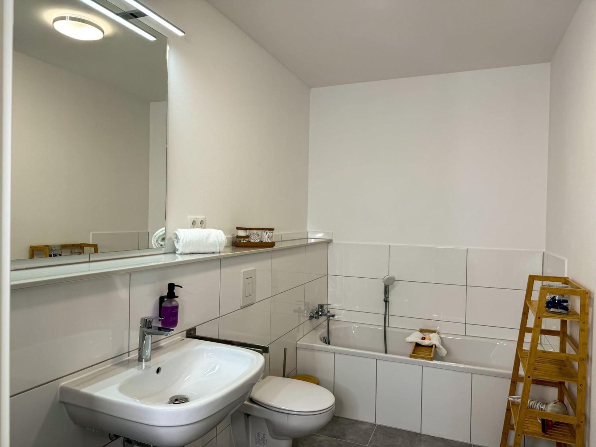 Home Inn Apartments - 203 明登 外观 照片