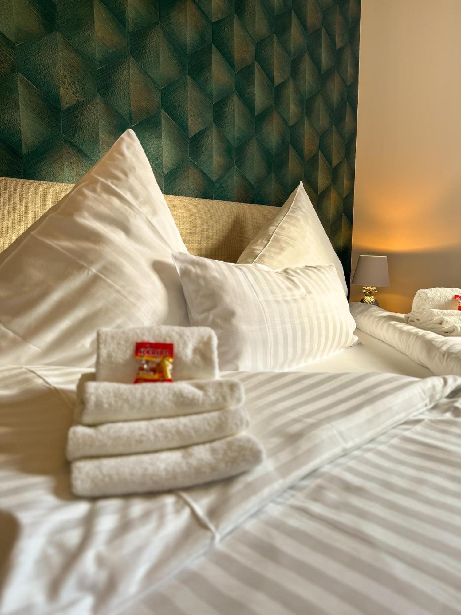 Home Inn Apartments - 203 明登 外观 照片